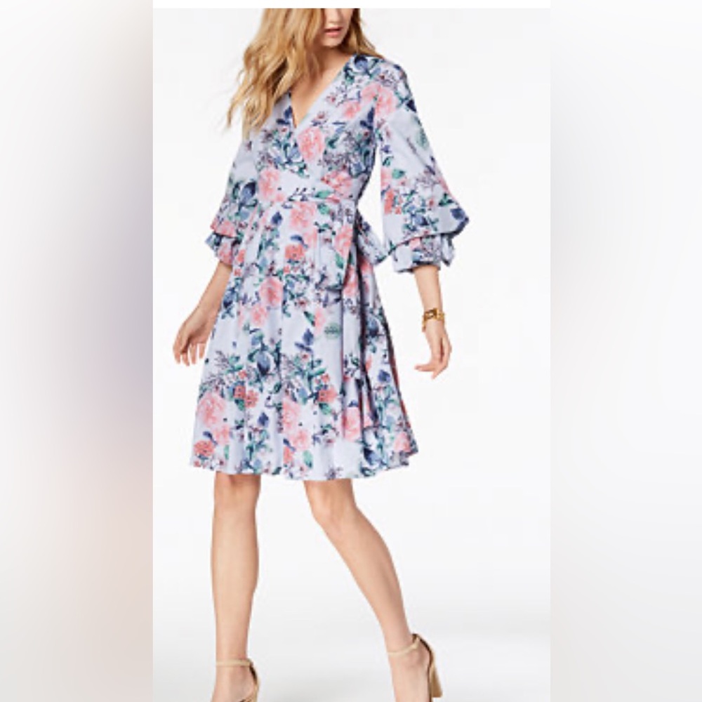 IVANKA TRUMP
Floral-Print Cotton Wrap Dress